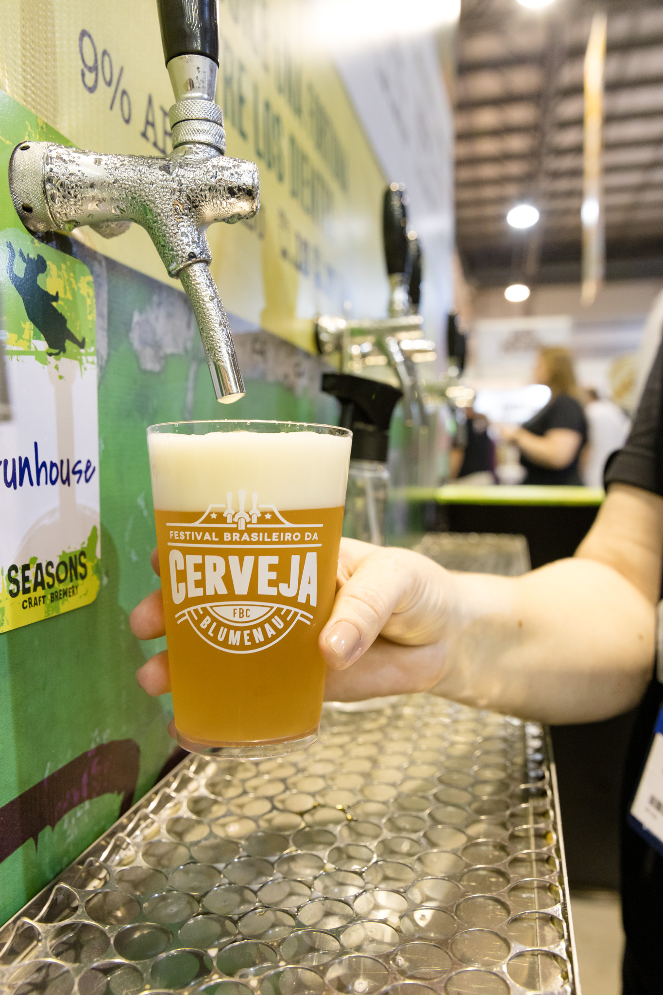 Jornal de Blumenau Festival Brasileiro da Cerveja chega em 2025 com